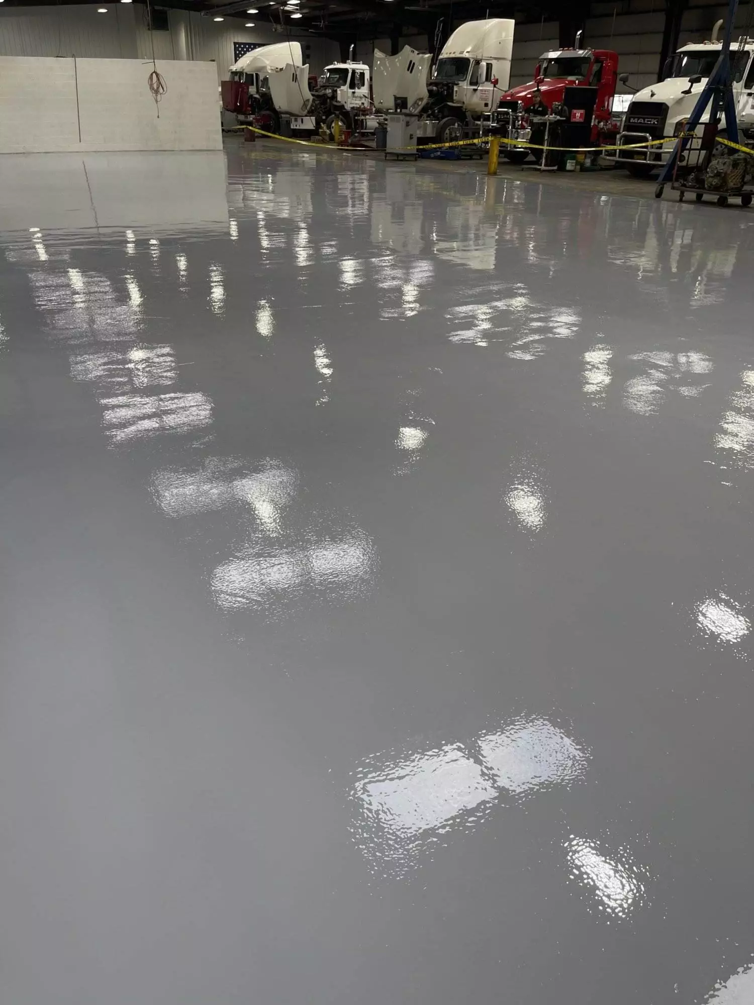 epoxy floor coating for a commercial space by memphis concrete coatings